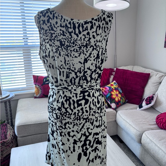 Diane von Furstenberg dress size 12 - Picture 2 of 11